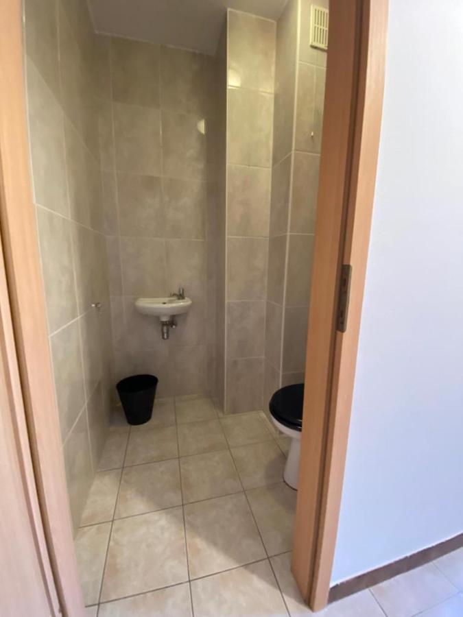 Superbe Appartement Lumineux Et Spacieux Antuérpia Exterior foto
